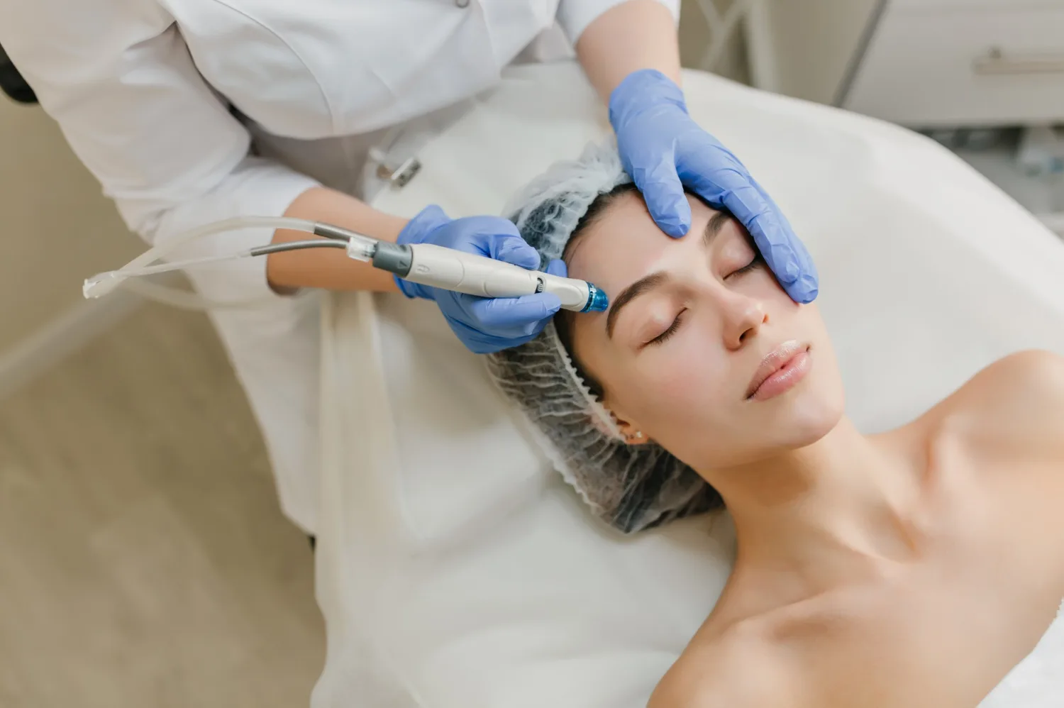 Dermatología Clínica en Naucalpan y Tlalnepantla: Diagnóstico y Tratamiento Avanzado con el Dr. Salvador Alonso Gutiérrez Ávila